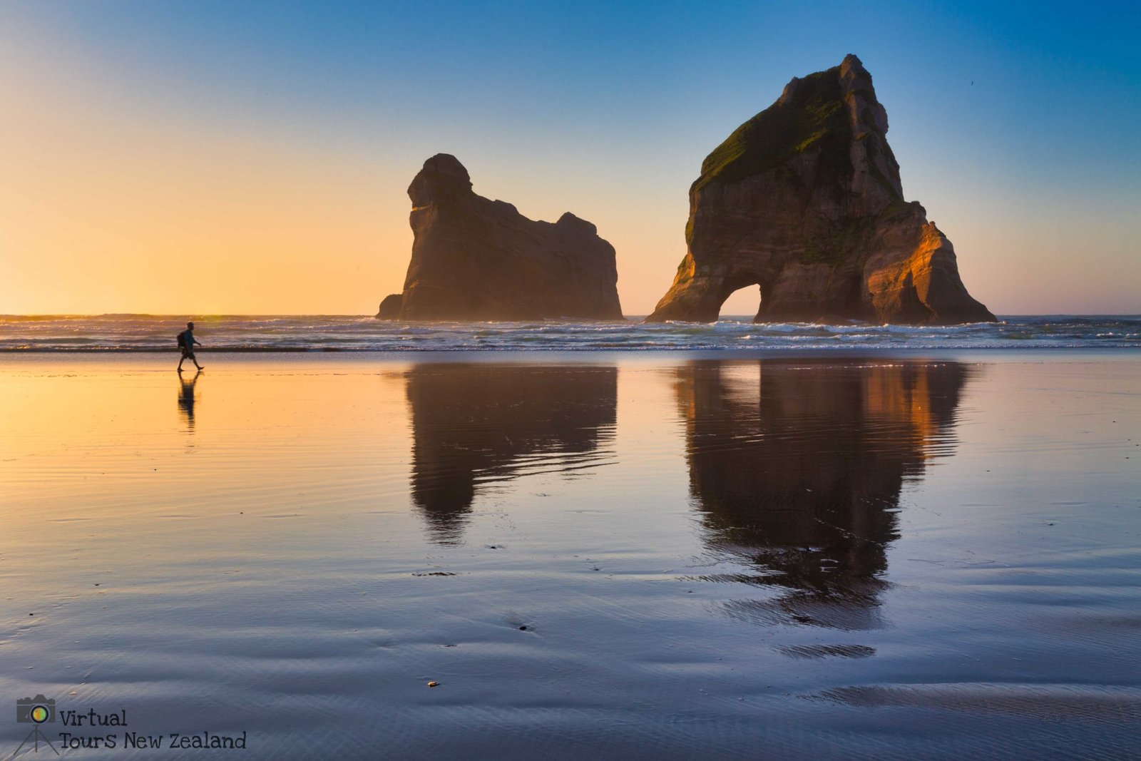 Wharariki Beach – New Zealand Landscapes