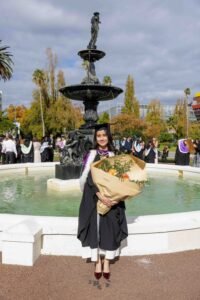 Beccy Graduation 5316