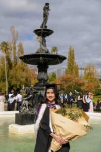 Beccy Graduation 5328