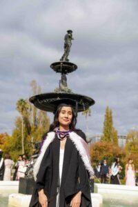 Beccy Graduation 5347