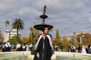 Beccy Graduation 5354