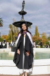 Beccy Graduation 5361
