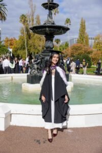 Beccy Graduation 5381