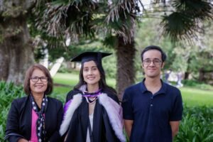 Beccy Graduation 5437