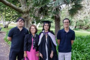 Beccy Graduation 5444