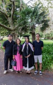 Beccy Graduation 5452