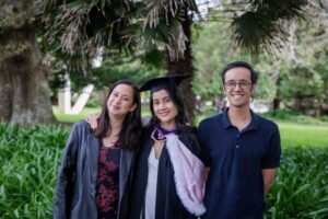 Beccy Graduation 5462