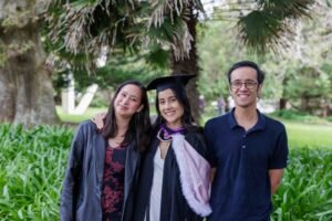 Beccy Graduation 5464