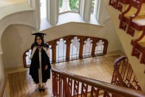 Beccy Graduation 5753