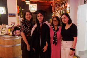 Beccy Graduation 5924
