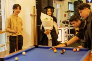 Beccy Graduation 6078