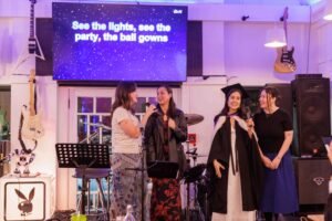 Beccy Graduation 6114