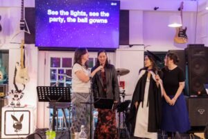 Beccy Graduation 6116