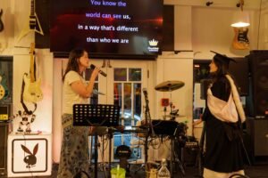 Beccy Graduation 6194